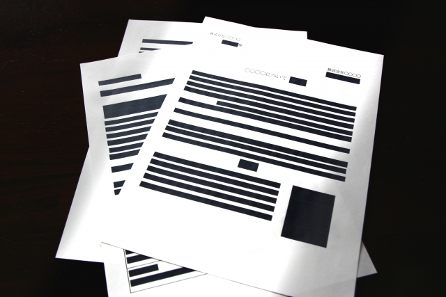 家庭の個人情報書類の捨て方！溶解サービスで安全かつ環境へ配慮した処分を