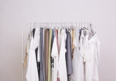 ハンガーラックの捨て方は？粗大ゴミの出し方や他の処分方法も解説