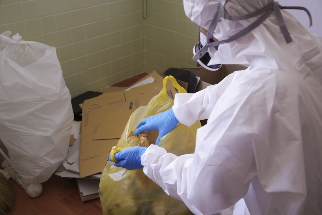 専門業者ならゴミ屋敷の悪臭にも対応可能!