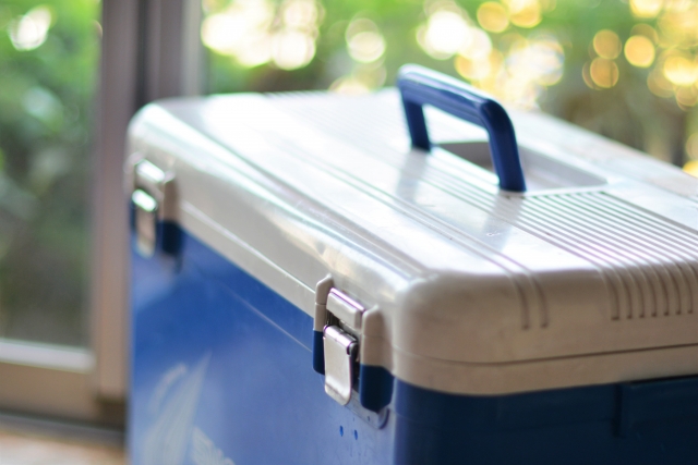 クーラーボックスの捨て方5選!料金&注意点や楽な処分方法も解説